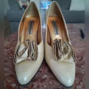 SIZE 7 CASTABLANCA HIGH HEEL SHOES